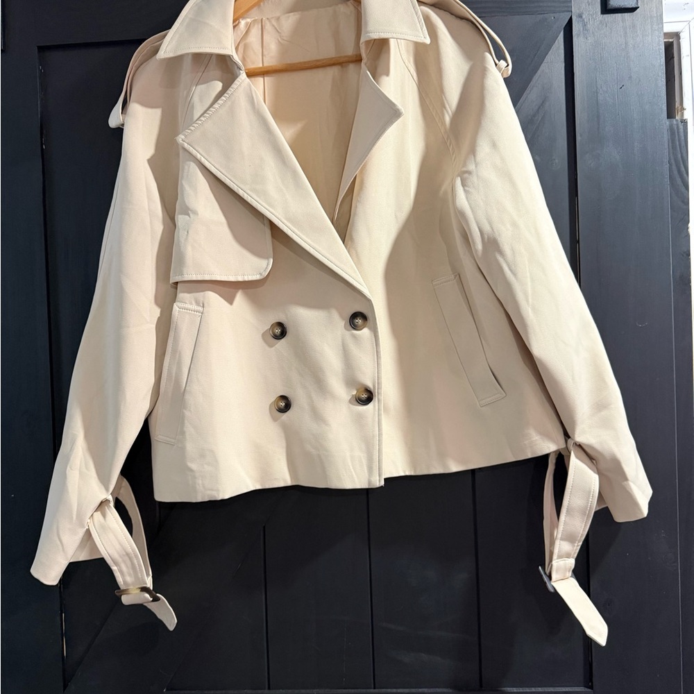 Women’s Cream Short Trench Coat - Classic Double-Breasted Style